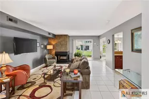 147 Picadilly Pl, Franklin Township, NJ 08873 - Photo 7