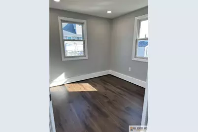 10 Lake Avenue, Old Bridge Township, NJ 07735 - Photo 19