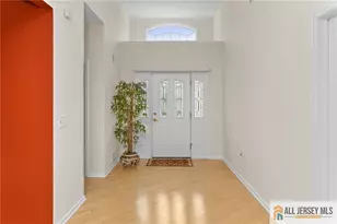 30 Wellington Pl, Monroe Township, NJ 08831 - Photo 5