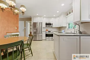 46 Lynnwood Rd, Edison, NJ 08820 - Photo 19