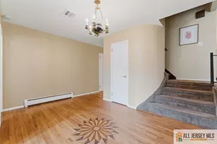 46 Lynnwood Rd, Edison, NJ 08820 - Photo 7