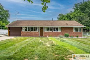 21 Tyndall Rd, South Brunswick Township, NJ 08824 - Photo 1