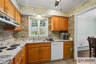 394 Newport Way, Monroe Township, NJ 08831 - Photo 7