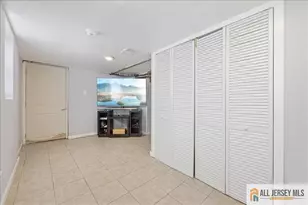 8 Center St, South River, NJ 08882 - Photo 17