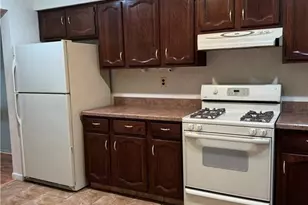 47 Victory Ct, Old Bridge Township, NJ 08857 - Photo 3