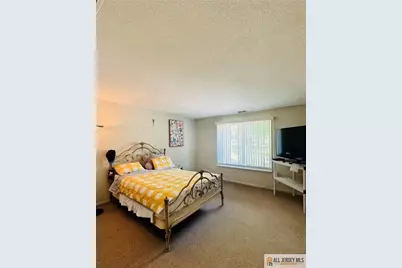 35 Foxtail Lane, South Brunswick Township, NJ 08852 - Photo 9
