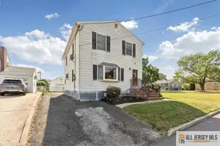 61 Beech St, Fords, NJ 08863 - Photo 3