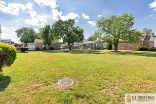 61 Beech St, Fords, NJ 08863 - Photo 9