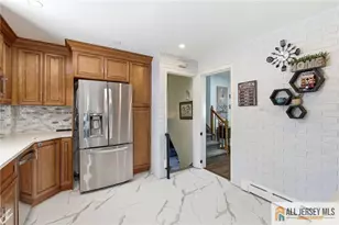 205 New Dover Rd, Colonia, NJ 07067 - Photo 17