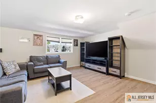 205 New Dover Rd, Colonia, NJ 07067 - Photo 27
