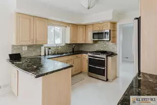 8 Desmet Ave, Milltown, NJ 08850 - Photo 17