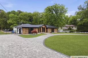 41 Pine St, Old Bridge Township, NJ 08857 - Photo 9