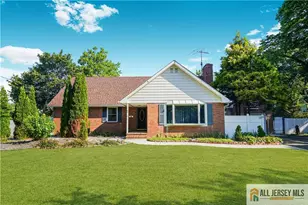 82 Milltown Rd, East Brunswick Township, NJ 08816 - Photo 1