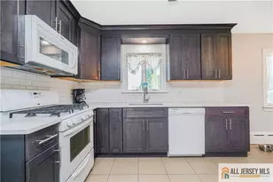 82 Milltown Rd, East Brunswick Township, NJ 08816 - Photo 11