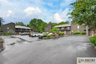 108 Westgate Dr, Edison, NJ 08820 - Photo 19