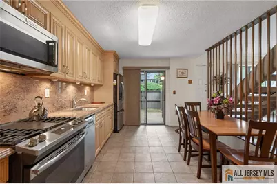 108 Westgate Drive #108, Edison, NJ 08820 - Photo 9