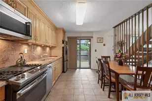 108 Westgate Dr, Edison, NJ 08820 - Photo 9