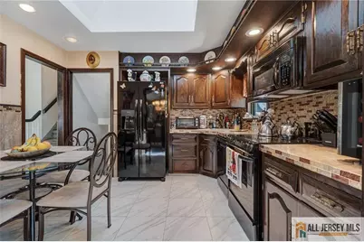 18 Kilmer Drive, Colonia, NJ 07067 - Photo 7