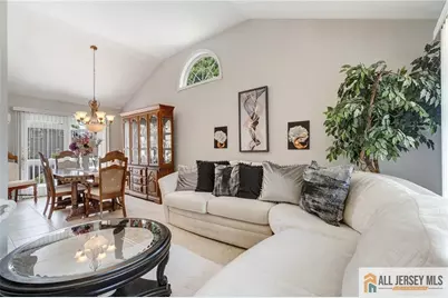 18 Kilmer Drive, Colonia, NJ 07067 - Photo 5