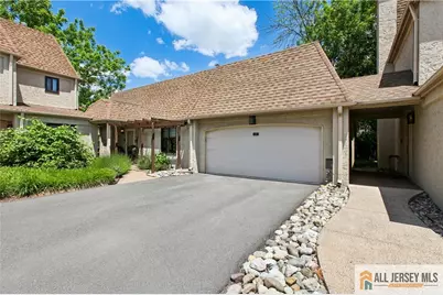 2 Park Gate Drive #1002, Edison, NJ 08820 - Photo 3
