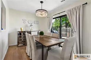 2 Park Gate Dr, Edison, NJ 08820 - Photo 11