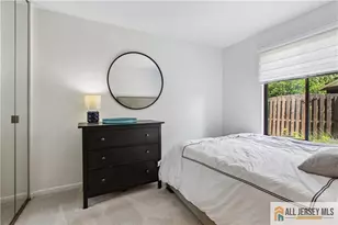 2 Park Gate Dr, Edison, NJ 08820 - Photo 21