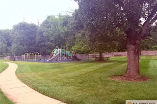 2 Park Gate Dr, Edison, NJ 08820 - Photo 23