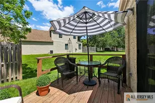 2 Park Gate Dr, Edison, NJ 08820 - Photo 29