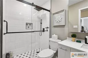 2 Park Gate Dr, Edison, NJ 08820 - Photo 27