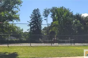 2 Monaghan Rd, Edison, NJ 08817 - Photo 19
