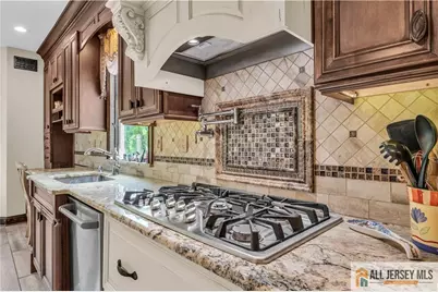 26 Carrington Court, Old Bridge Township, NJ 07747 - Photo 5