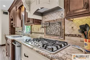 26 Carrington Ct, Old Bridge Township, NJ 07747 - Photo 5