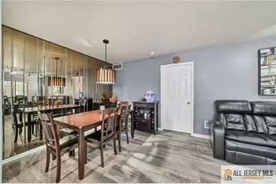 902 Meadow Court #902, Helmetta, NJ 08828 - Photo 11