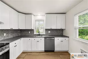 35 Egan Ave, Fords, NJ 08863 - Photo 13