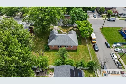 35 Egan Avenue, Fords, NJ 08863 - Photo 3