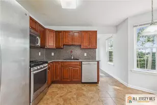 2602 Cypress Ln, East Brunswick Township, NJ 08816 - Photo 11