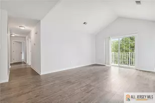 2602 Cypress Ln, East Brunswick Township, NJ 08816 - Photo 5