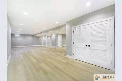 529 Wood Avenue, Edison, NJ 08820 - Photo 33