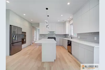 529 Wood Avenue, Edison, NJ 08820 - Photo 11