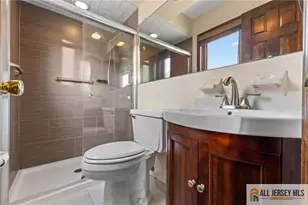 410 Jersey City Ct, Lacey Township, NJ 08734 - Photo 11