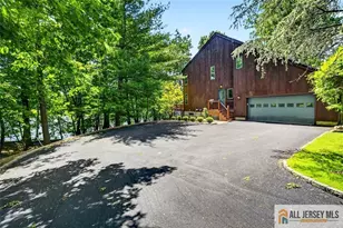 5 Pershing Ct, North Brunswick Township, NJ 08902 - Photo 3