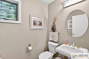 5 Pershing Ct, North Brunswick Township, NJ 08902 - Photo 29