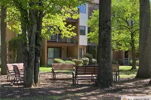 301 Edison Glen Terrace, Edison, NJ 08837 - Photo 13