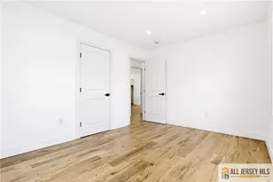 48 Kendall Dr, Sayreville, NJ 08859 - Photo 23