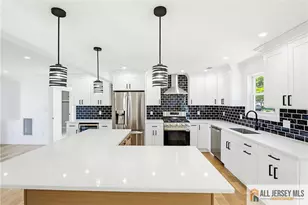 48 Kendall Dr, Sayreville, NJ 08859 - Photo 3