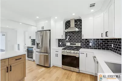 48 Kendall Drive, Sayreville, NJ 08859 - Photo 5