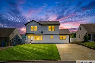 48 Kendall Dr, Sayreville, NJ 08859 - Photo 1