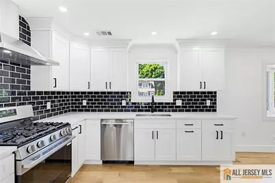 48 Kendall Drive, Sayreville, NJ 08859 - Photo 7