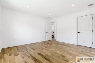 48 Kendall Dr, Sayreville, NJ 08859 - Photo 23