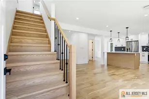 48 Kendall Dr, Sayreville, NJ 08859 - Photo 5